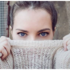 woman eyes